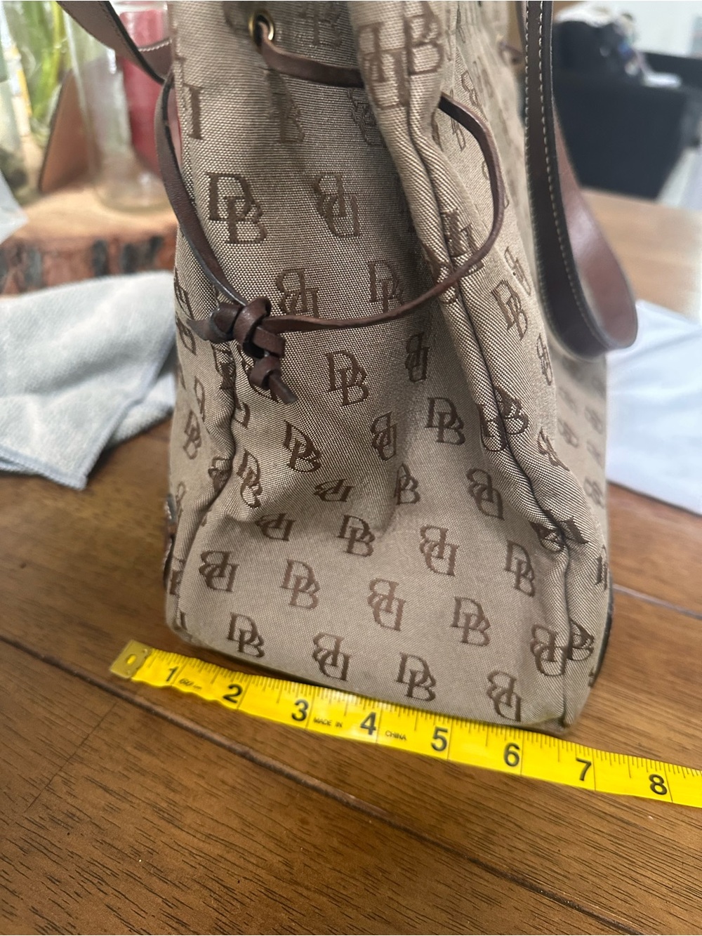 Dooney&Bourke L Monogram Beige & Brown Tote Bag - Picture 7 of 8